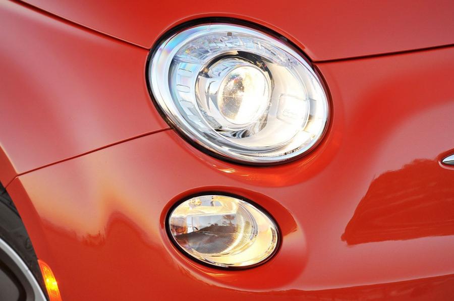  Fiat 500e 2013 года  (фото 46 из 141)